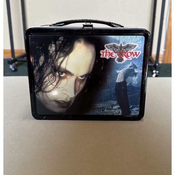 The Crow METAL LUNCH BOX Ltd. Edition 2001 Collectible with Drinking Container